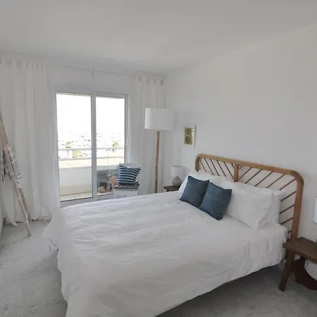 Apartment Stunning 2-bedroom & Panoramic Sea View -stayinantibes- 54 Soleau Antibes